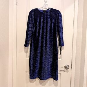 Maggy London Plissé Velvet Sheath Semi Formal Dress Chevron Pleat Dress Size 2P